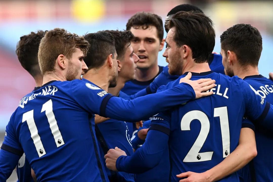 ميلان يوفنتوس مباشرمواجهة كلاسيكو إيطالي لا تُنسى