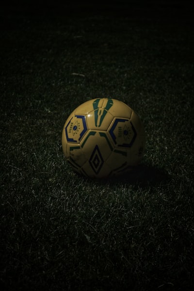 دوري الرابطة الجزائرية المحترفة الأولى لكرة القدمبطولة الأحلام والتنافس الشرس